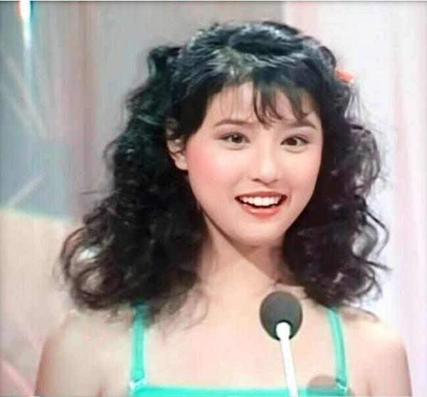 Mỹ nhân có khối tài sản 1.700 tỷ bị đuổi khỏi sự kiện vì thái độ khinh người-3