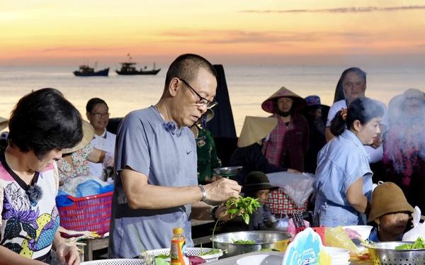 Đội tuyển Việt Nam lên đường sang Philippines-2