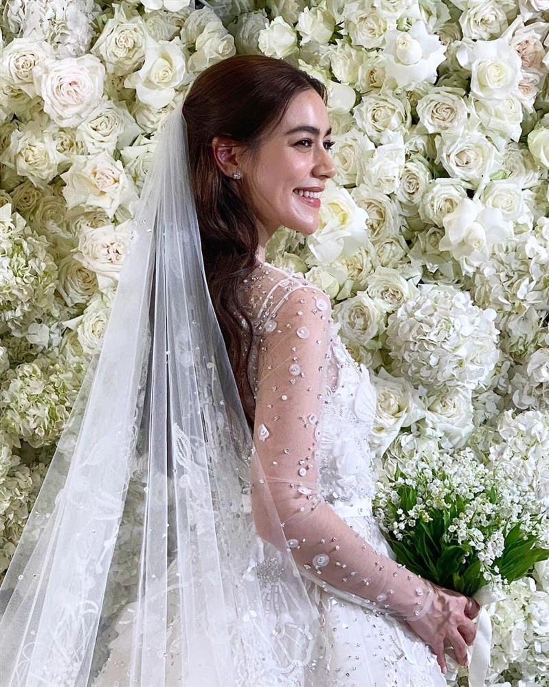 Cặp sao đẹp nhất Thái Lan hôn nồng cháy trong đám cưới cổ tích-8