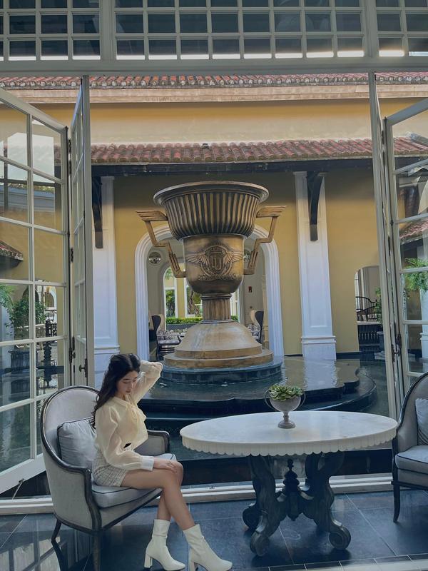 Nhan sắc con gái của Hoa hậu Nguyễn Thị Huyền: Yêu kiều không thua kém mẹ-9