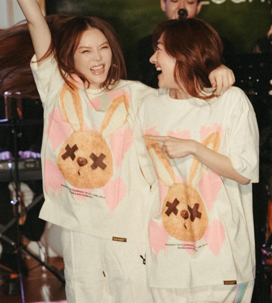 Lý Nhã Kỳ làm tiệc độc thân cho Phương Lan, xin vía đàn em để sớm yên bề gia thất-2