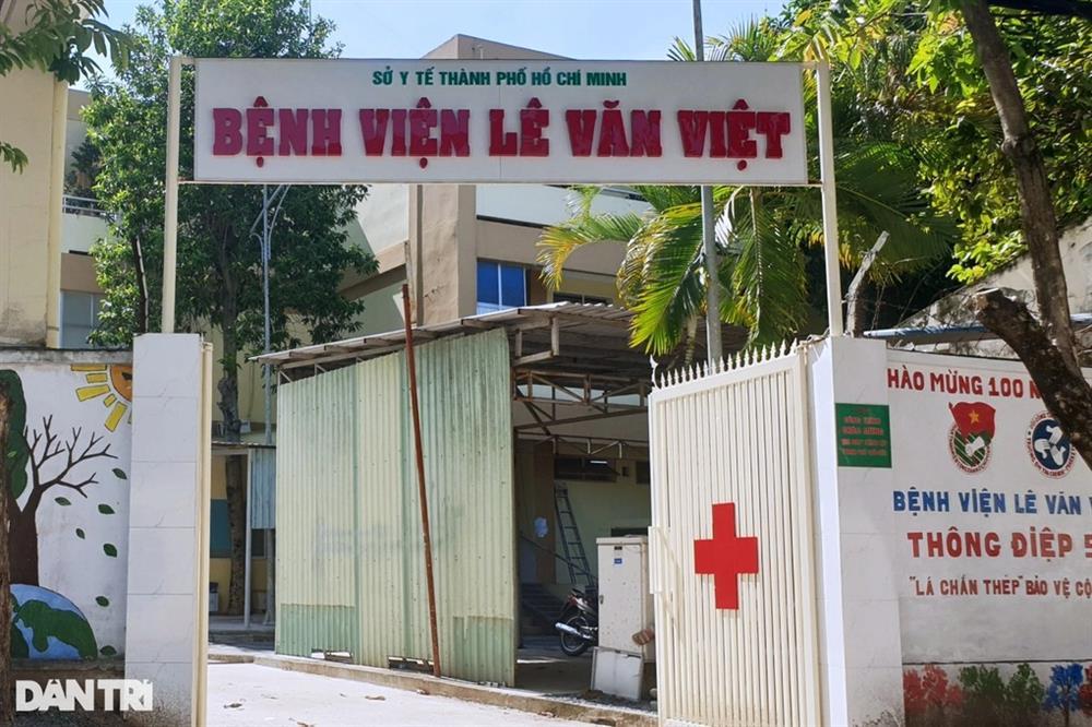 Ô tô tông liên hoàn làm cô gái tử vong ở TPHCM: Có nạn nhân biến dạng mặt-1