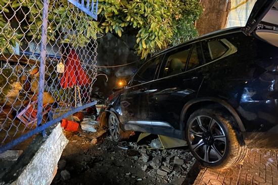 Tạm giữ tài xế gây tai nạn liên hoàn làm cô gái tử vong ở TPHCM