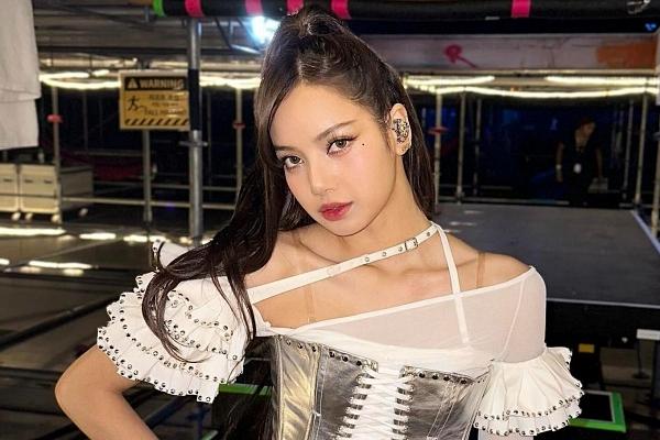 Sự khủng hoảng mà Lisa (BlackPink) không thể lường trước-5