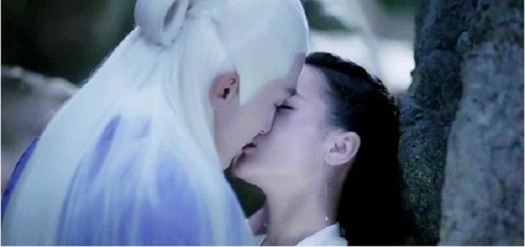 Nữ diễn viên đẹp nhất 2023 với loạt cảnh phim không dám để cha mẹ xem-11