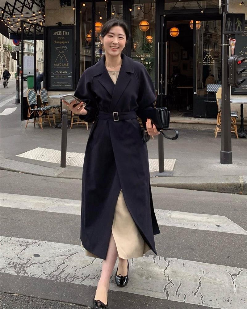 5 cách diện váy không sợ lạnh vào mùa đông-4