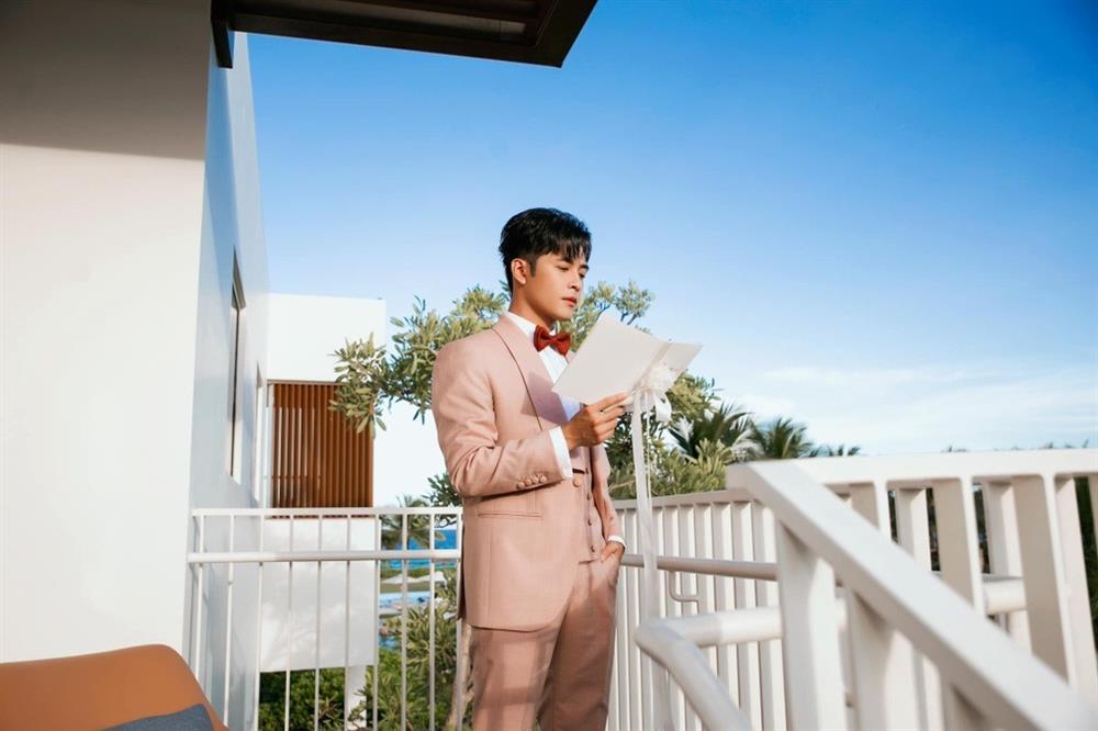 Gin Tuấn Kiệt đã may 6 bộ trang phục cho 3 đám cưới-7