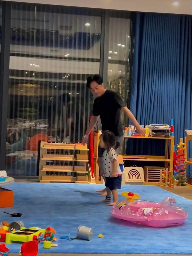 Sao Việt chiều con như thế nào? Nhìn phòng ái nữ đại gia Đức An và Cường Đô la mà choáng ngợp-9