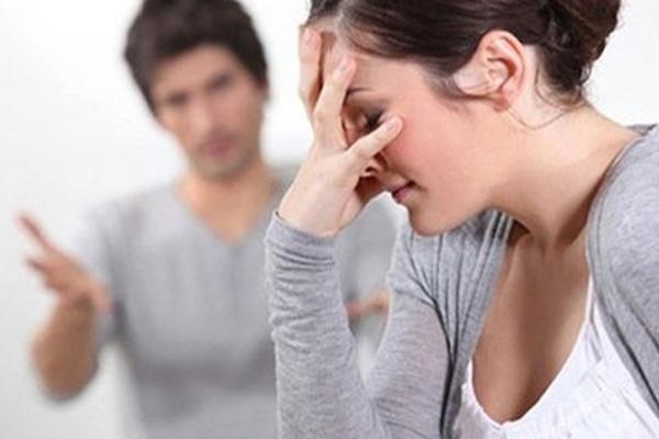 Tôi muốn ly hôn vì... vợ ngoan quá-2