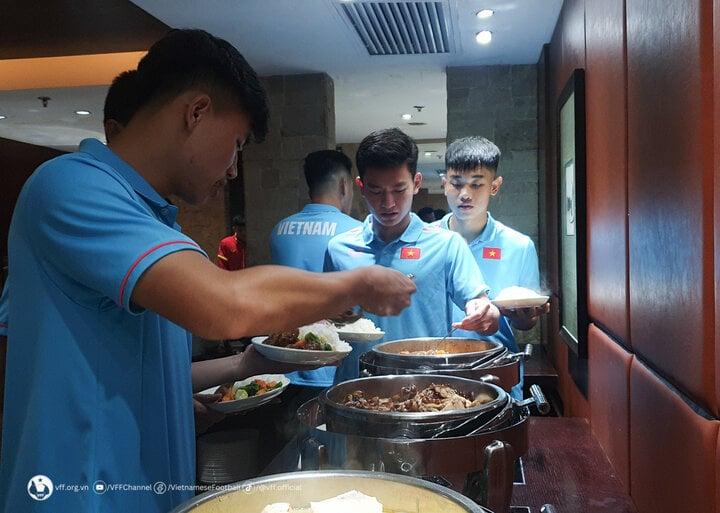 Cận cảnh khách sạn 5 sao đón đội tuyển Việt Nam tại Philippines