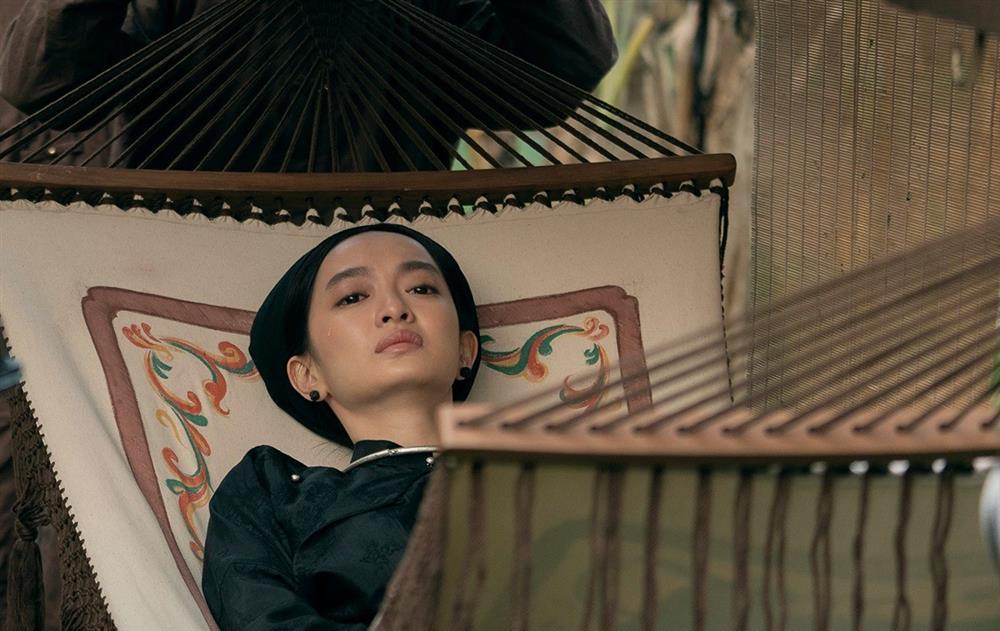 Đất Rừng Phương Nam chật vật ở phòng vé, Người Vợ Cuối Cùng vượt phim Marvel-2