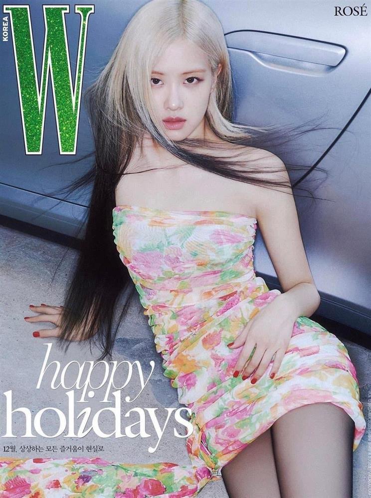 Rosé gây sốt với kiểu tóc 2 màu, diện đồ hoa lá cành vẫn xinh ngút ngàn-2