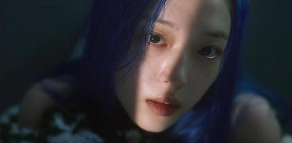 Sulli giãi bày chuyện bị ném đá vì không mặc nội y trong phim tài liệu cuối-7