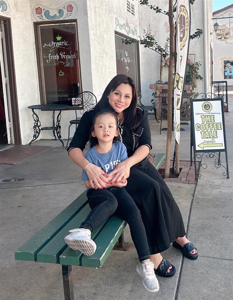 Hoàng Anh 4 năm ở Mỹ: Bán hàng online, vượt ồn ào ly hôn vợ Việt kiều-7