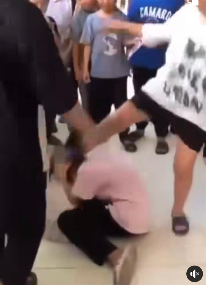 Vụ học sinh lớp 6 bị quây đánh tại trường: Huyện chỉ đạo công an điều tra-1