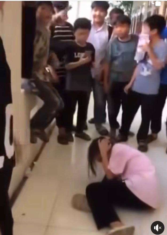 Vụ học sinh lớp 6 bị quây đánh tại trường: Huyện chỉ đạo công an điều tra-2