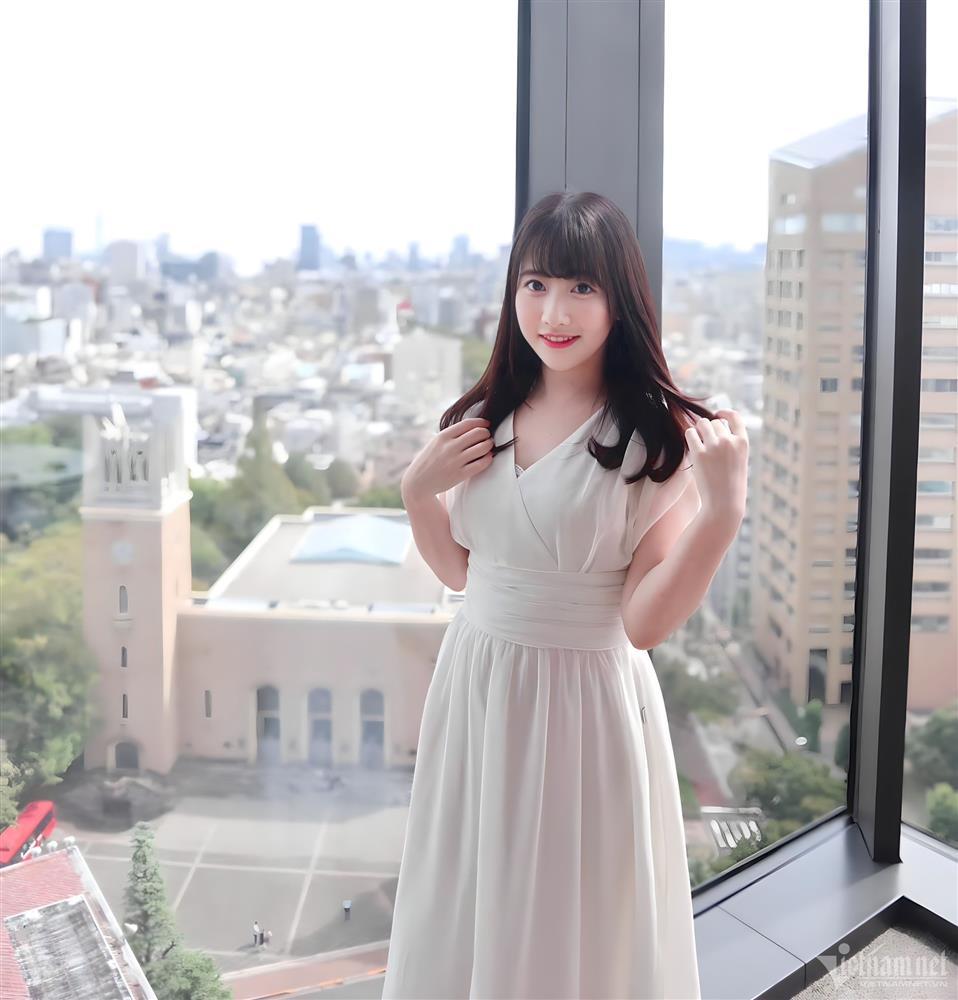 Nữ giảng viên Hà Nội xinh đẹp, gây sốt giảng đường-9