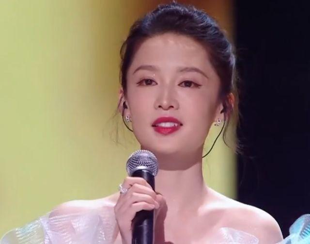 Trung Quốc mạnh tay với ca sĩ hát nhép, lừa dối khán giả-7