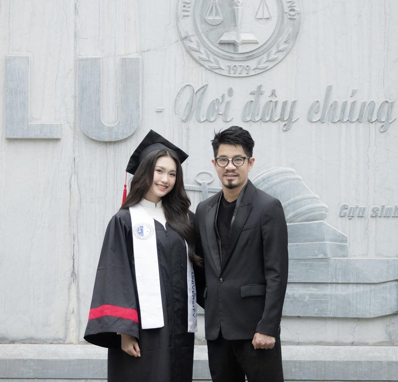 Không chỉ có visual ấn tượng, bố Doãn Hải My còn sở hữu style rất cool và trẻ-4