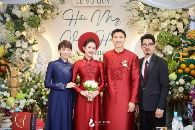 Không chỉ có visual ấn tượng, bố Doãn Hải My còn sở hữu style rất cool và trẻ-1