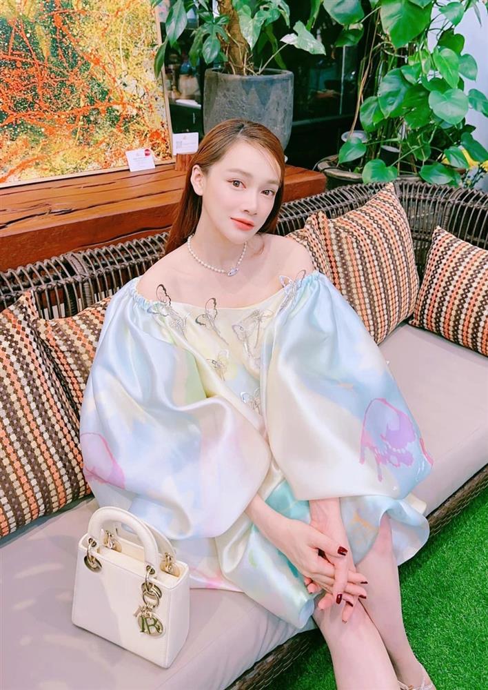 Nhã Phương sinh con thứ 2: Vóc dáng gây bất ngờ, Trường Giang cưng chiều-9