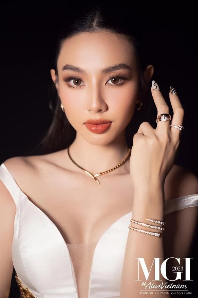 Bị đồn liên quan đến đường dây mua bán dâm, Hoa hậu Thùy Tiên lên tiếng-1