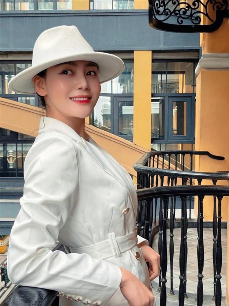 Chân dung chị đẹp vừa ly hôn bất ngờ thả thính trai đẹp Lâm Chúng Ta Của 8 Năm Sau-2