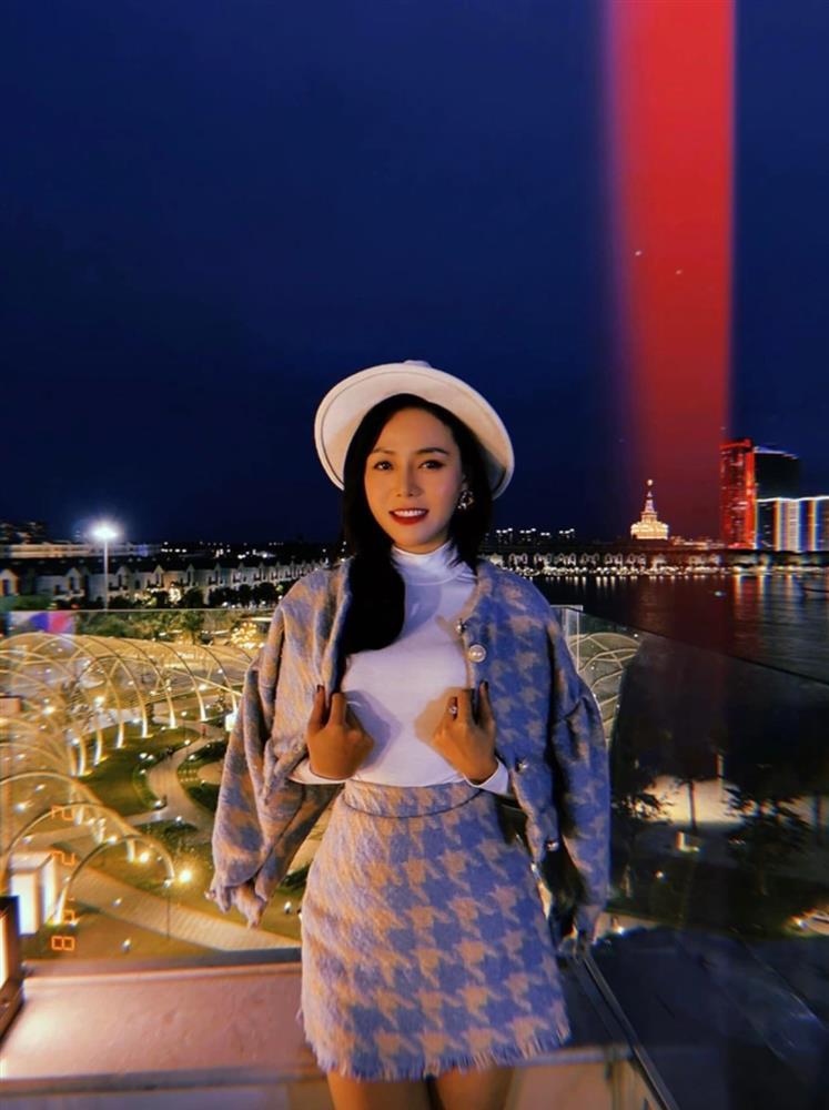 Chân dung chị đẹp vừa ly hôn bất ngờ thả thính trai đẹp Lâm Chúng Ta Của 8 Năm Sau-5