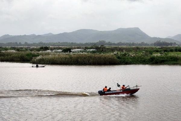 6 học sinh ở Quảng Ngãi đi chơi, 2 em đuối nước tử vong-2