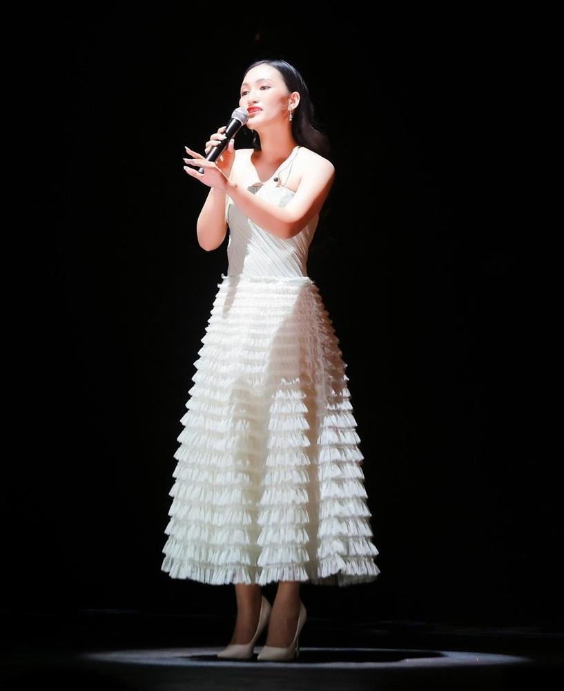 Cùng đứng một chỗ hát bản hit an toàn, điểm Lệ Quyên vẫn cao hơn Nguyên Hà?-2