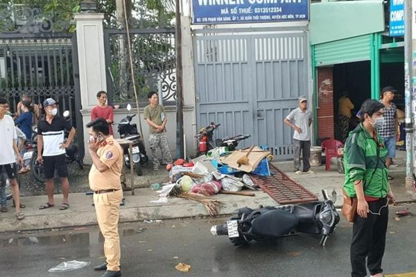 Thi thể nữ chưa rõ danh tính dạt vào bờ biển Thừa Thiên Huế-2