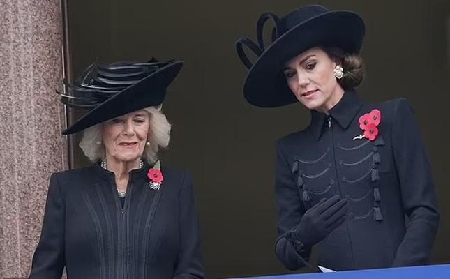 Vương phi Kate nhắc nhở bà Camilla về thứ bậc hoàng gia-1