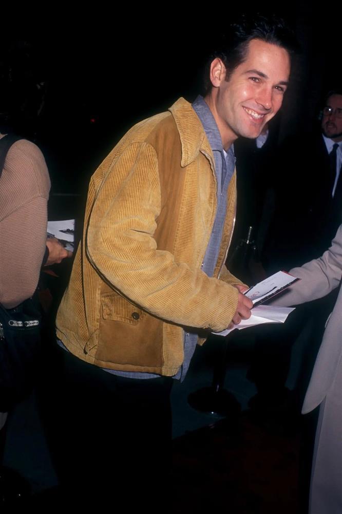 8 biểu tượng thời trang nam giới điển trai, mặc đẹp của thập niên 90-3