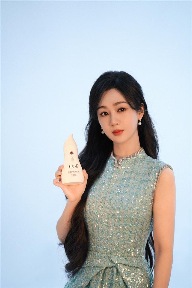 Dương Tử bị chỉ trích vì quảng cáo láo, đội tóc giả quảng cáo dầu gội chống rụng tóc-3