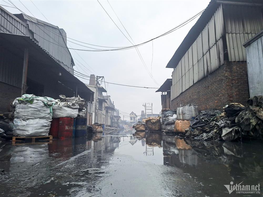 Làng tỷ phú ở Bắc Ninh chìm trong khói bụi, xỉ thải nhôm-5