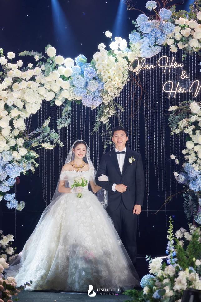 Có thừa điều kiện nhưng vì sao Doãn Hải My chỉ mặc một chiếc váy cưới duy nhất?-4