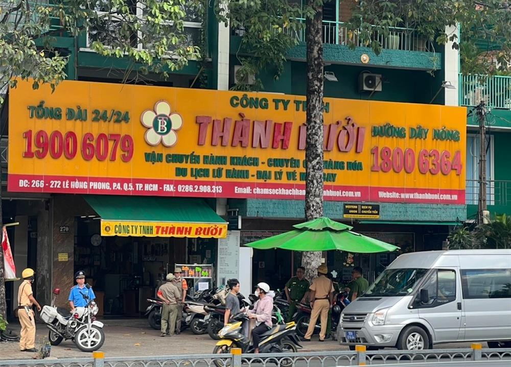 Ngoài Thành Bưởi, 21 nhà xe khác tại TPHCM phải nộp lại giấy phép-1