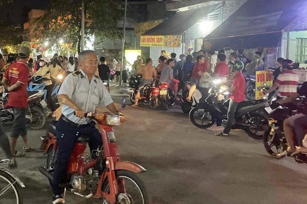 Lý do nam công nhân bị đồng nghiệp đâm tử vong trước tiệm tạp hóa-2