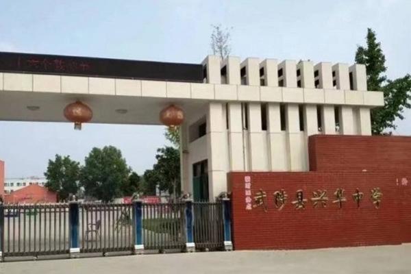 Vụ 6 người tử vong do bụi phổi ở Nghệ An: Phát hiện thêm 57 người mắc bệnh-3