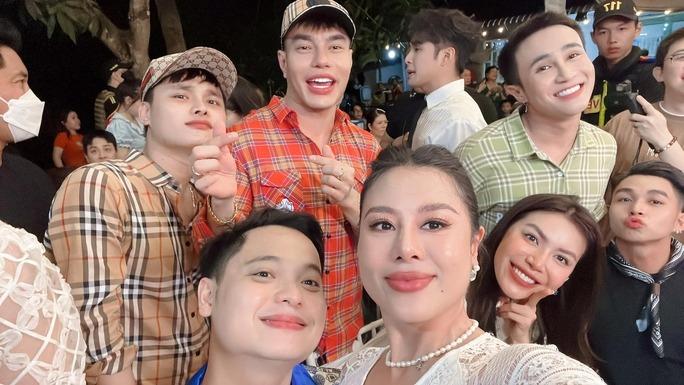 Đám cưới Puka - Gin Tuấn Kiệt: Tiệc nhóm họ đậm chất miền Tây-9