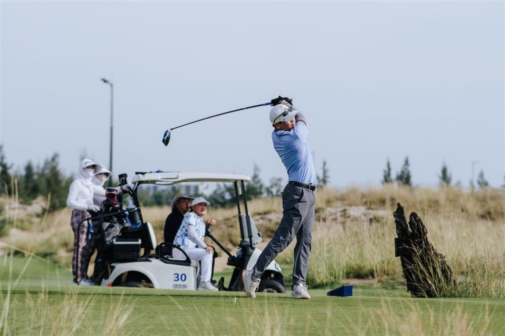Cứ 5 khách Hàn Quốc tới Việt Nam có 1 người chơi golf, tiêu 13 triệu đồng/ngày-1