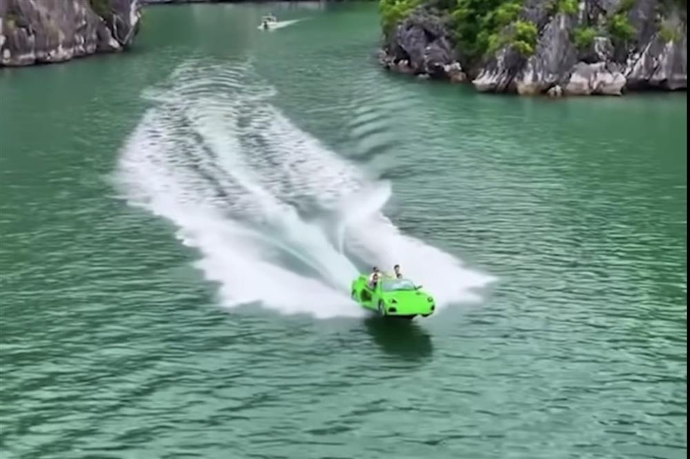 Đình chỉ hoạt động siêu xe lướt trên vịnh Hạ Long-1