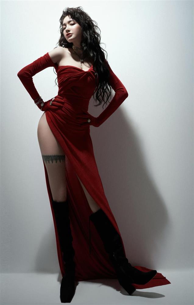 Elly Trần ăn uống thoải mái vẫn có đường cong uốn lượn, nhờ bí quyết 2 giảm 3 tăng-5