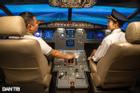 Người Hà Nội chi tiền triệu 'lái máy bay Airbus' cảm giác rung lắc như thật