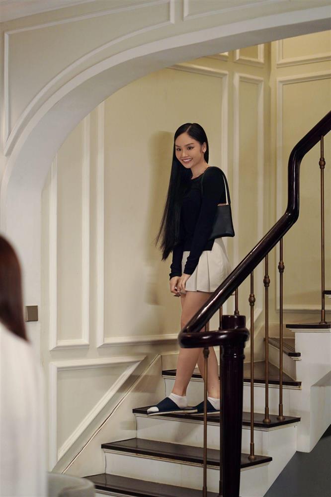 Miu Lê tái xuất màn ảnh rộng đầy táo bạo trong ‘Chiếm đoạt’-2