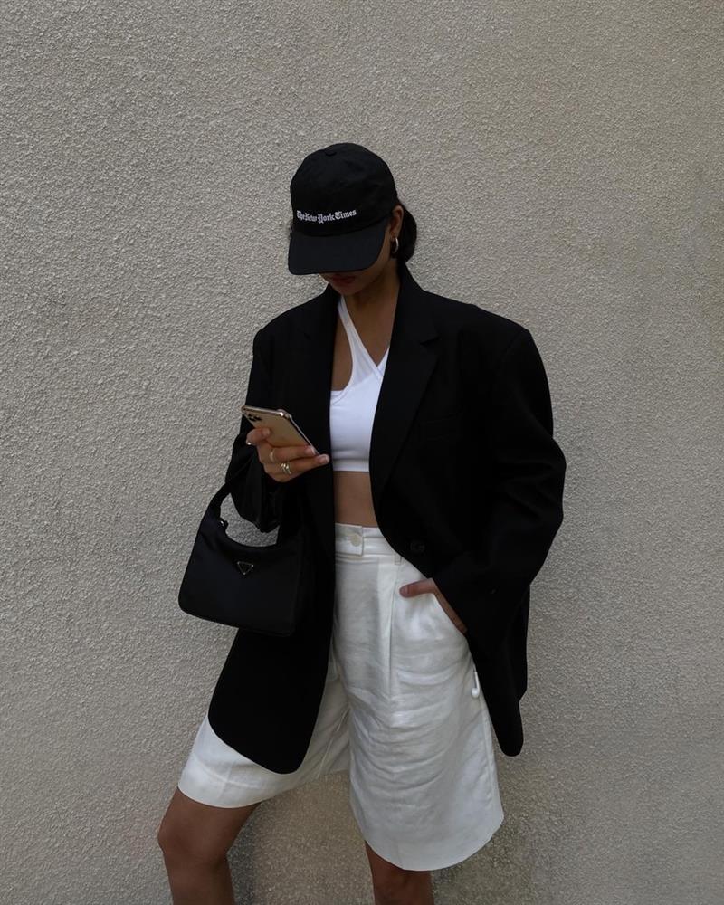 Blogger Mỹ chứng minh mua blazer đen là đỉnh cao tiết kiệm: 1 mẫu mix được 10 bộ-9