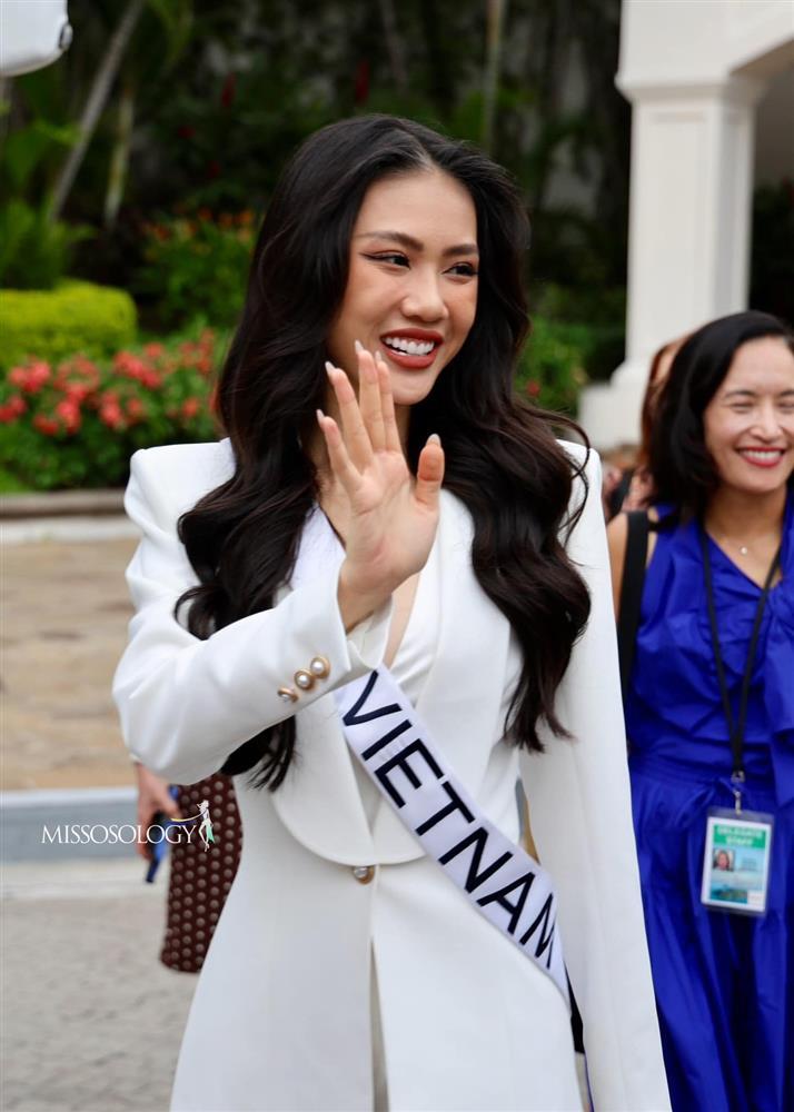 Mặt mộc của dàn thí sinh Hoa hậu Hoàn vũ-8