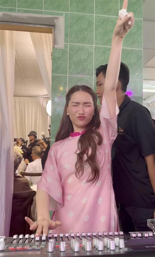 Hòa Minzy trèo cây, đội thùng bia tại đám cưới Puka - Gin Tuấn Kiệt-5