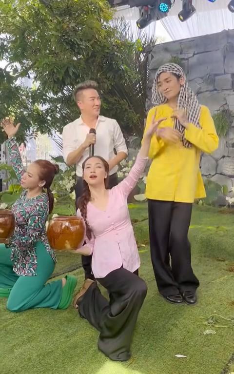 Hòa Minzy trèo cây, đội thùng bia tại đám cưới Puka - Gin Tuấn Kiệt-11