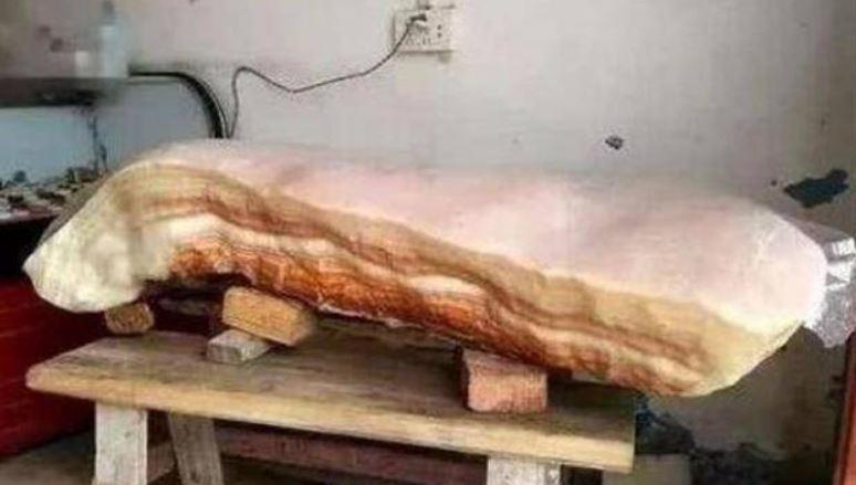 Cả làng đổ đi xem khối đá lạ, có người trả hơn 300 triệu cụ ông quyết không bán-1